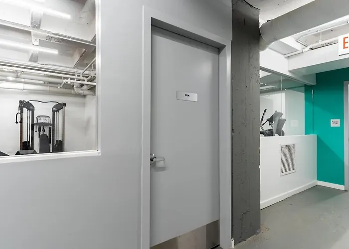 Elegant Style Loft Montrose Rooftop Wfh Gym